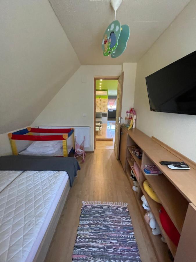Mira Kucko Apartment Oreglak Ngoại thất bức ảnh